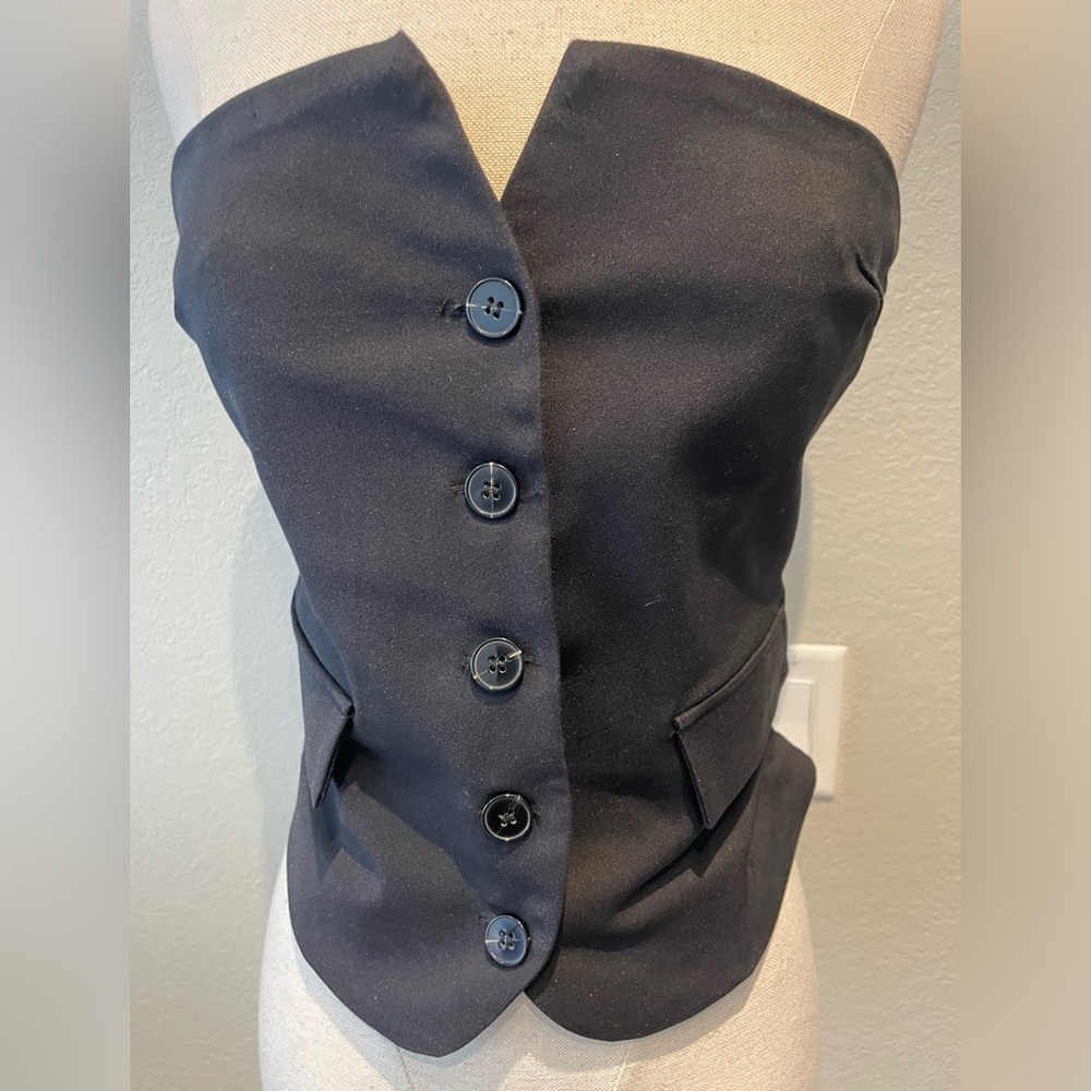 Strapless button down tube top